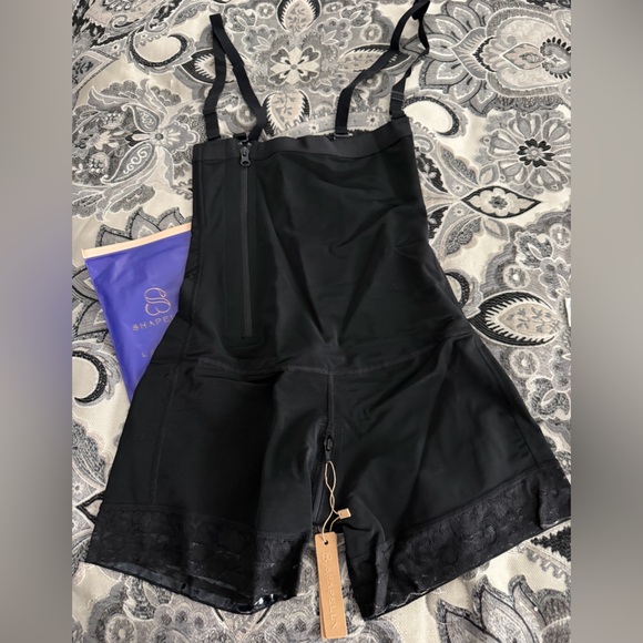 🖤 SHAPELLX High Waisted Thigh Shaper w/ Zipper – Black – Size Small (NWT) - Picture 2 of 9